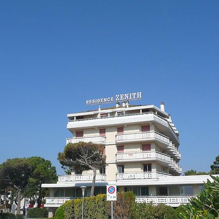 Residence Zenith Каорле Экстерьер фото