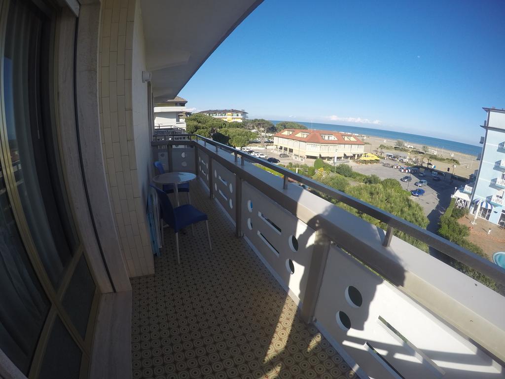 Residence Zenith Каорле Экстерьер фото