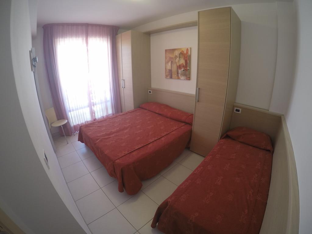 Residence Zenith Каорле Экстерьер фото